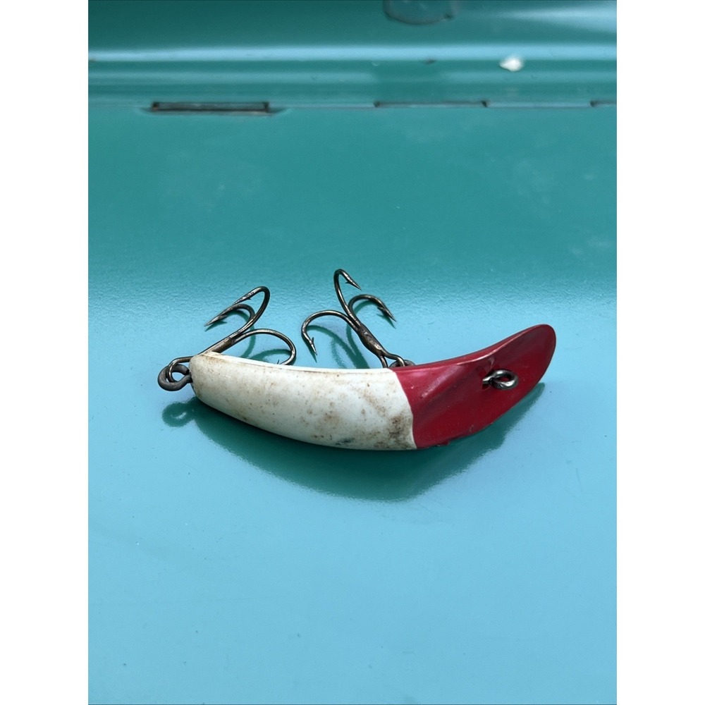 Vintage Flatfish Fishing Lure Red/White